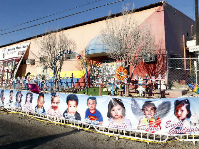  Padres de niños de la guardería ABC, a 10 años luchan por seguir adelante con su vida