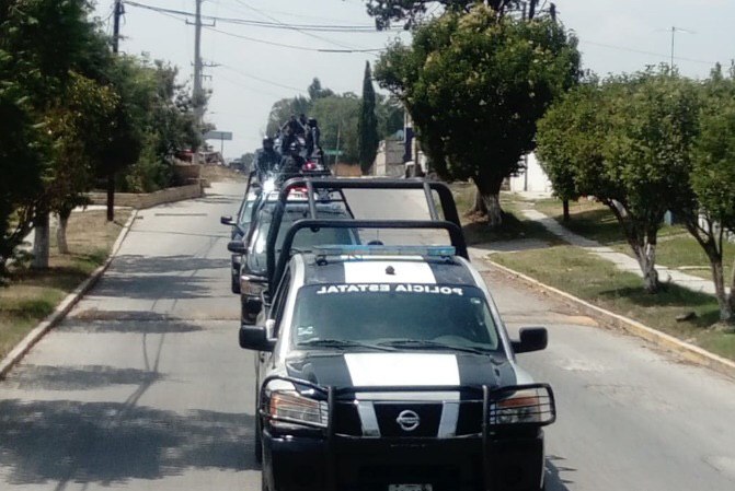  Policía Estatal busca camioneta donde escaparon ladrones de una joyería