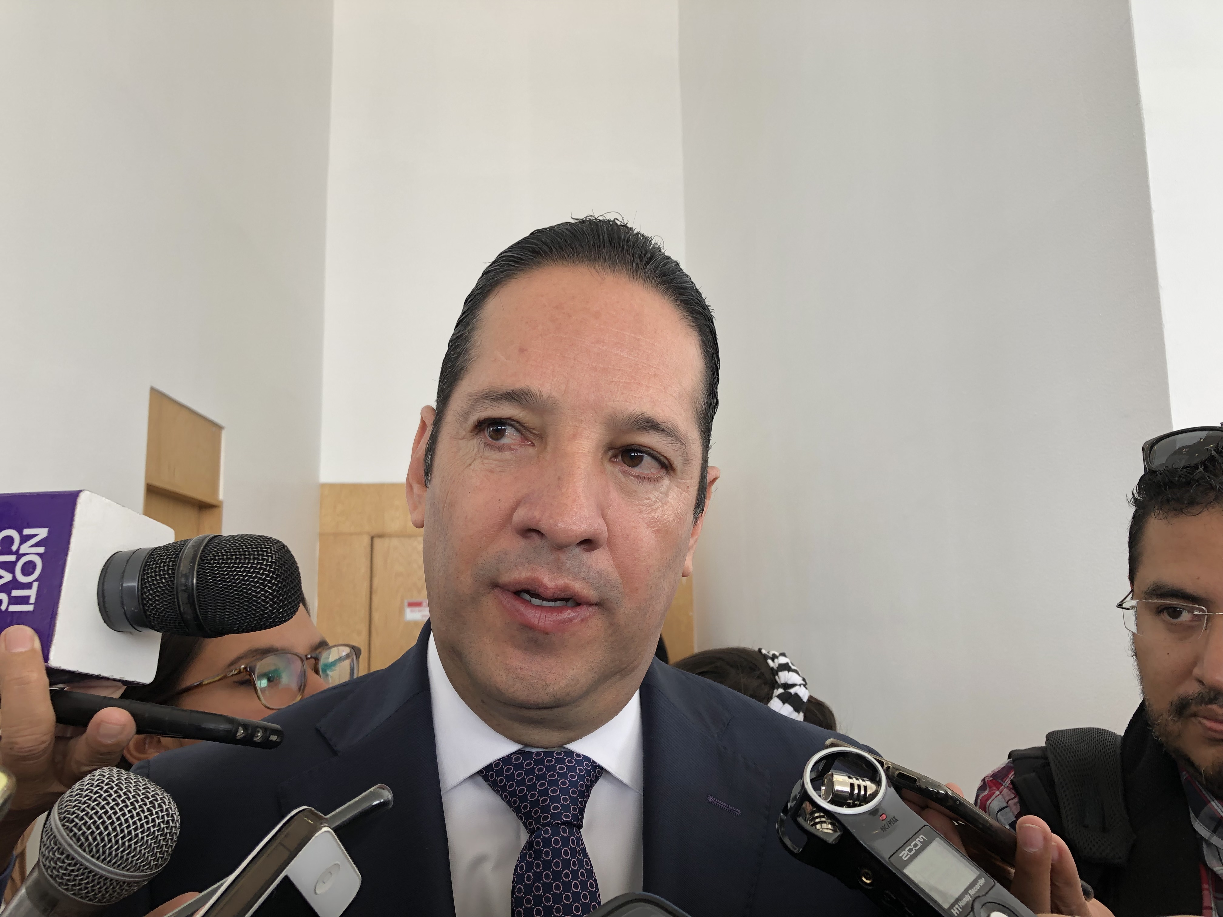  Garantiza gobernador que habrá “cero discriminación” en Querétaro