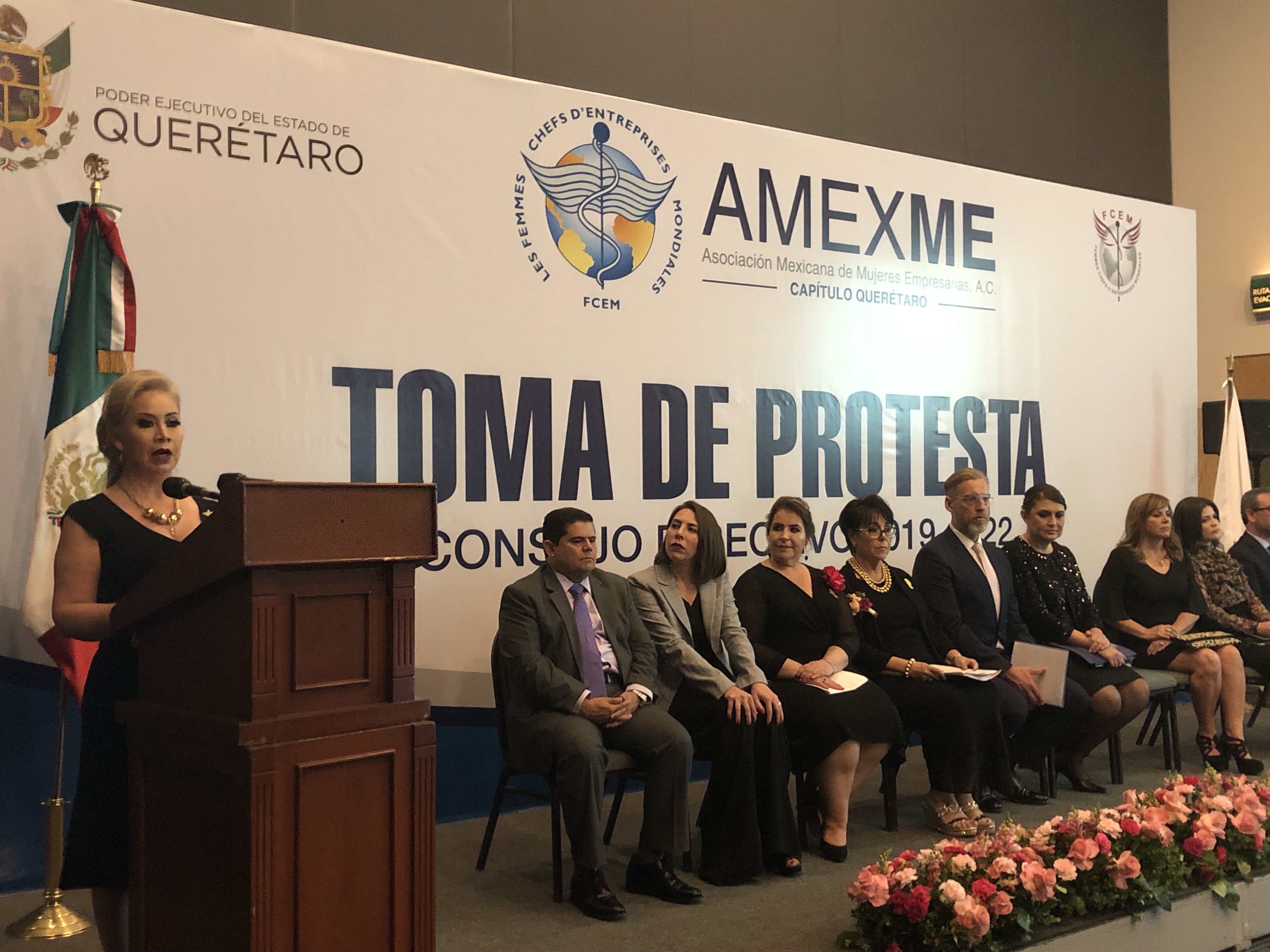  Rinde protesta nuevo Consejo Directivo de Mujeres Empresarias de Querétaro