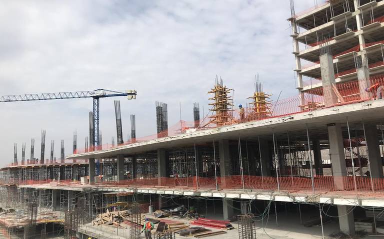  Desempleados 50% de los arquitectos
