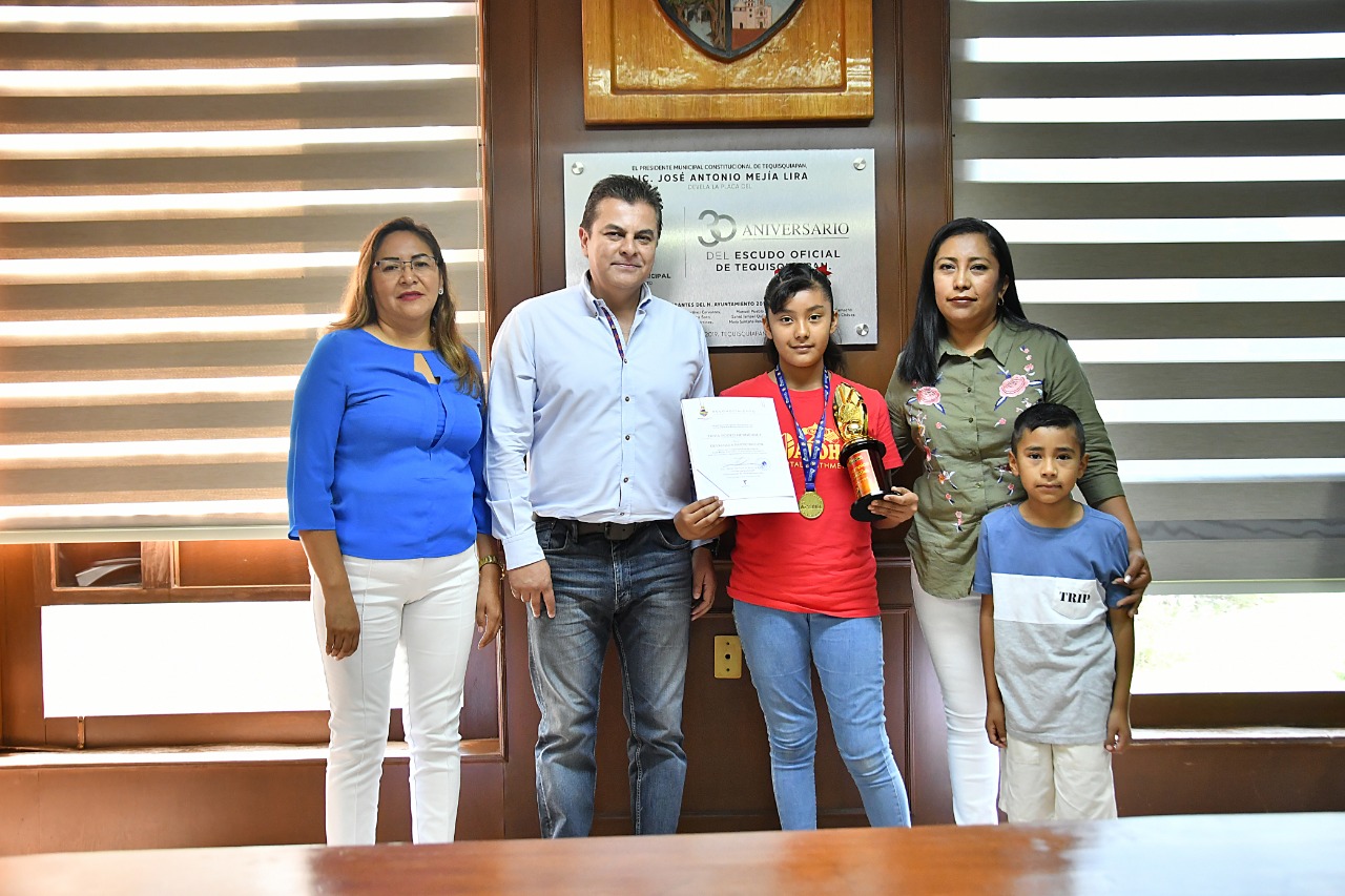  Niña de Tequisquiapan gana en China concurso mundial de matemáticas