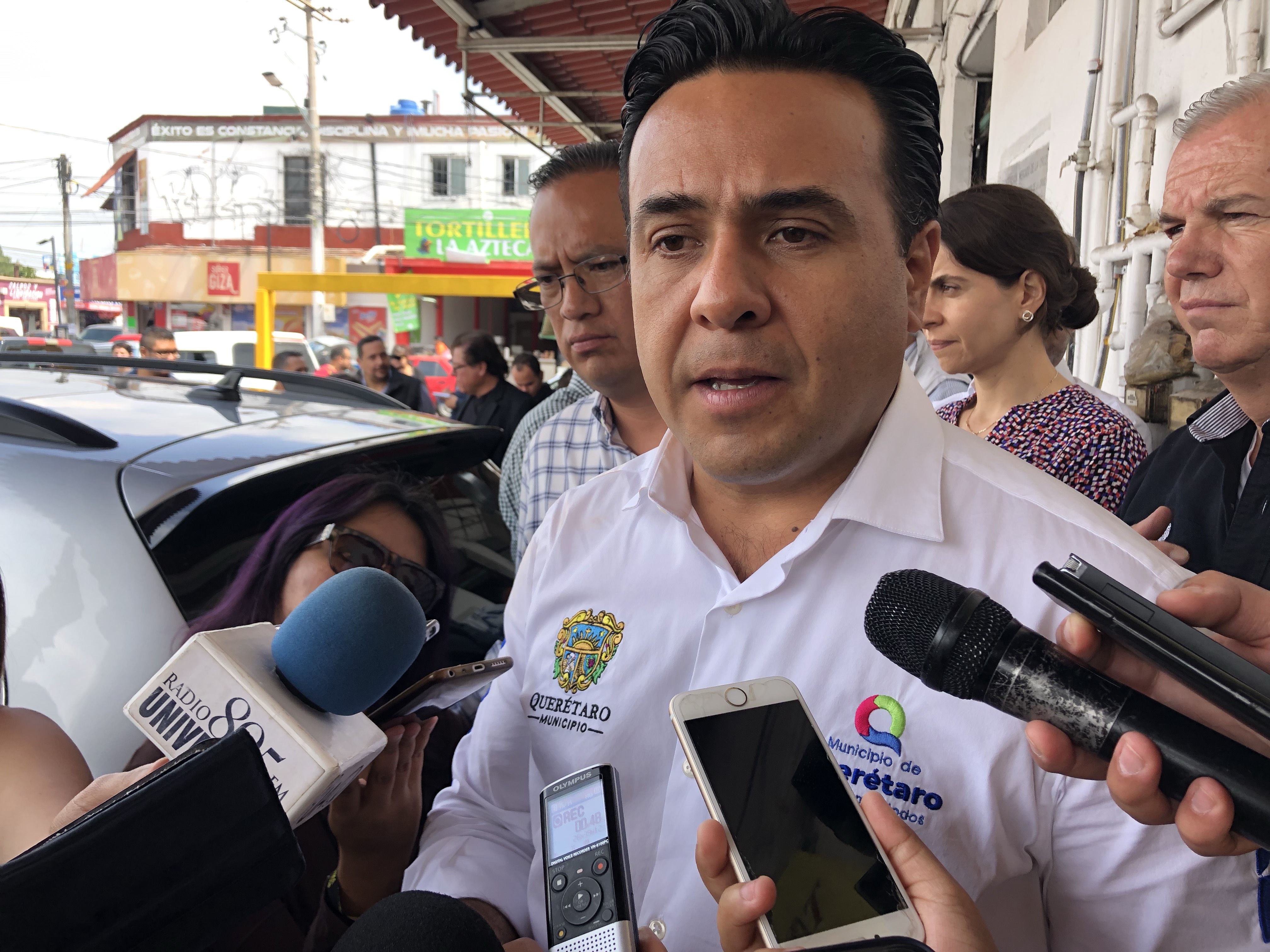  Propone Luis Nava remodelar Mercado de La Cruz