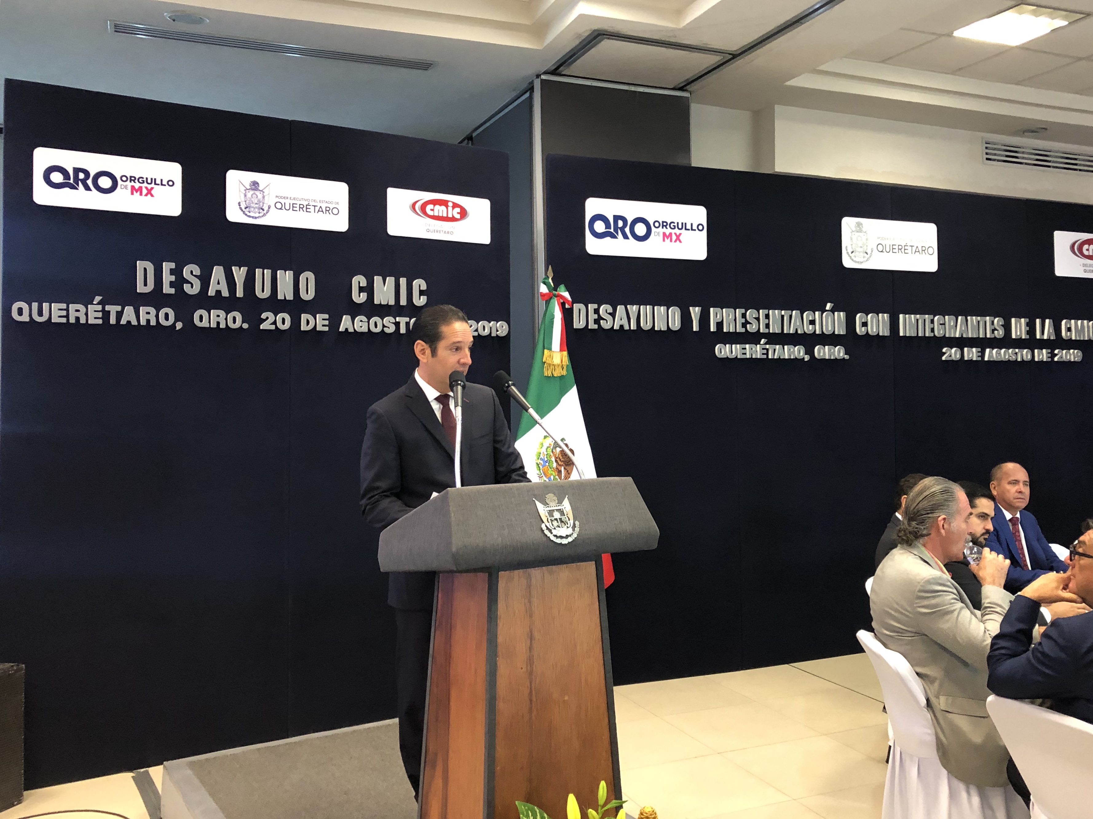  6 mil millones de pesos invierte Querétaro en obras públicas