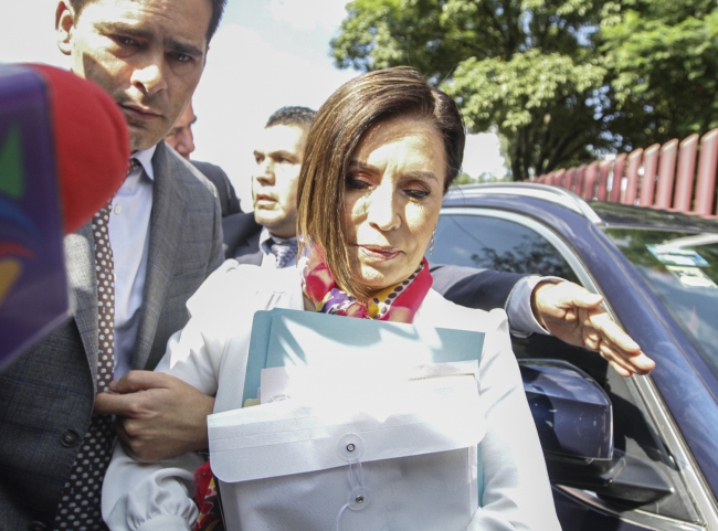  Juez advierte a Rosario Robles sobre posible encubrimiento a Peña Nieto