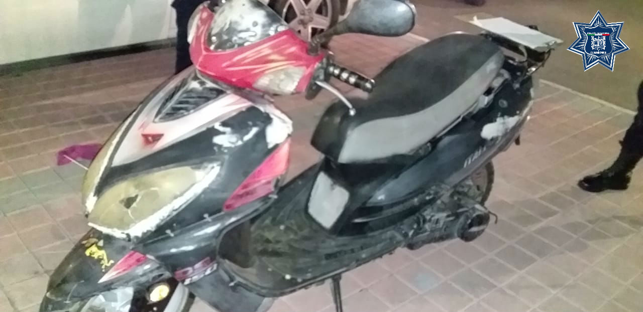  Policías de El Marqués recuperan motoneta robada y detienen a una persona