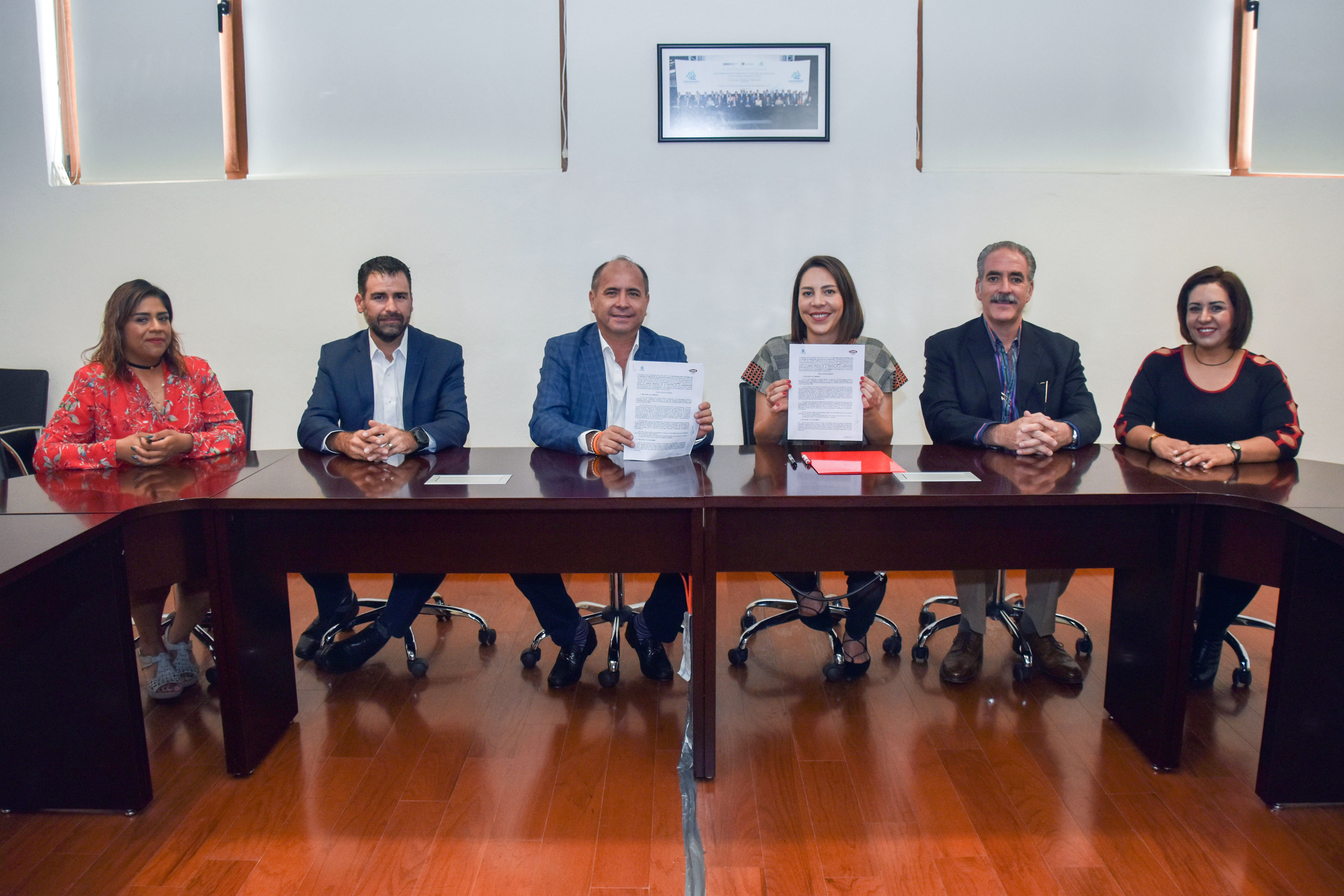 Coparmex Querétaro y CMIC firman convenio de colaboración