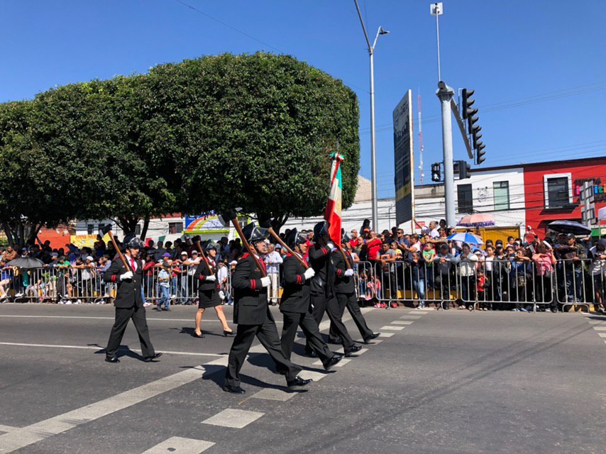  Se realiza en Querétaro CCIX Desfile Cívico Militar por Independencia de México