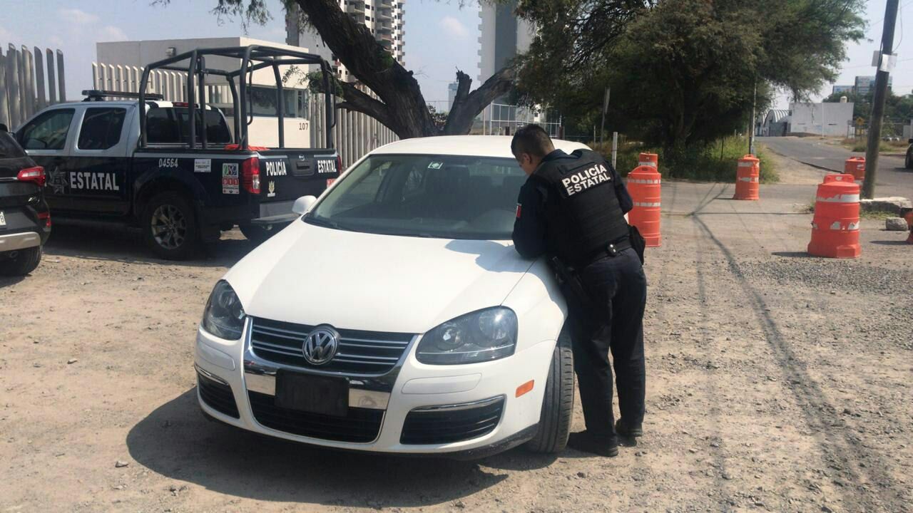  Policía Estatal recupera tres vehículos con reporte de robo