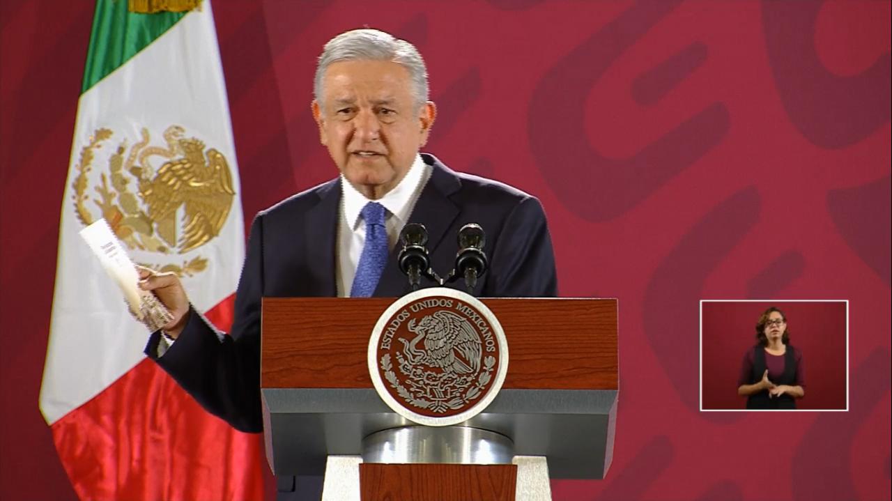  Niega López Obrador uso de programas sociales para promoción personal