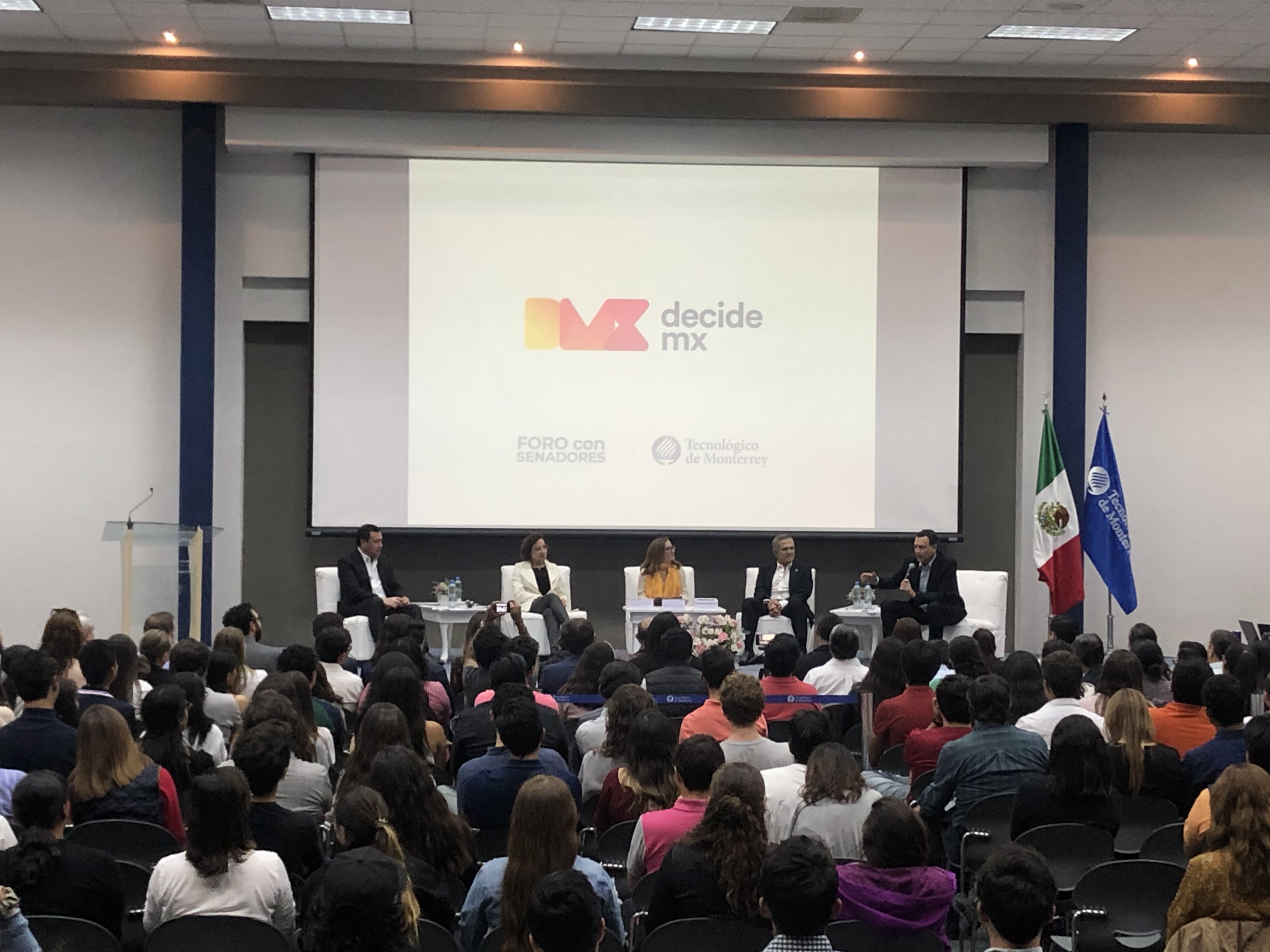  Federación debe sustentar sus propuestas con mayor presupuesto: Senadores