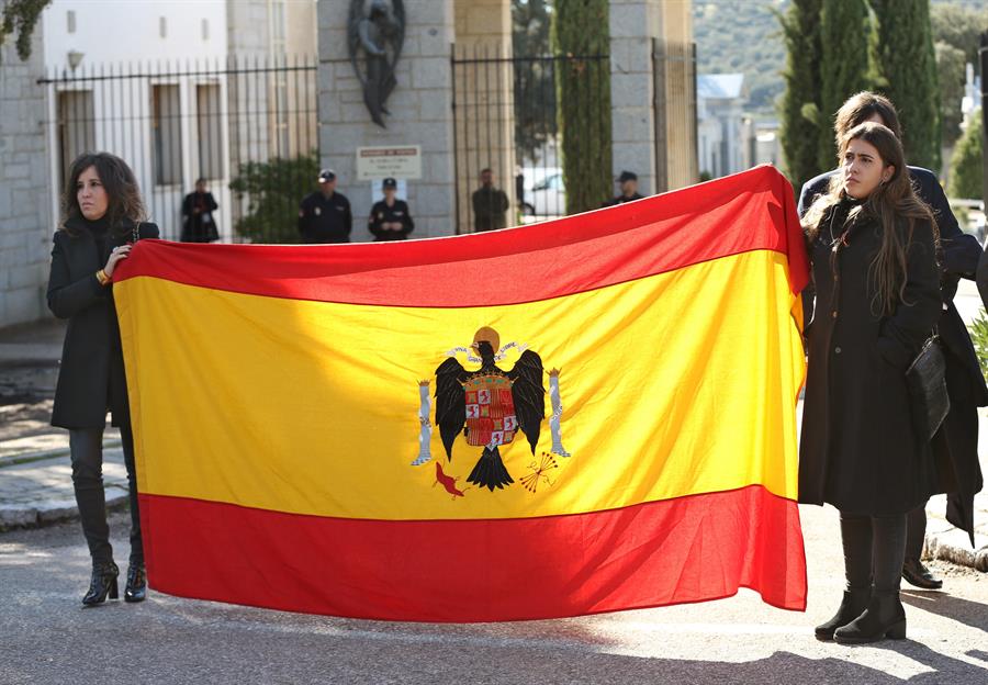  España da un paso histórico sacando al dictador Franco de su mausoleo