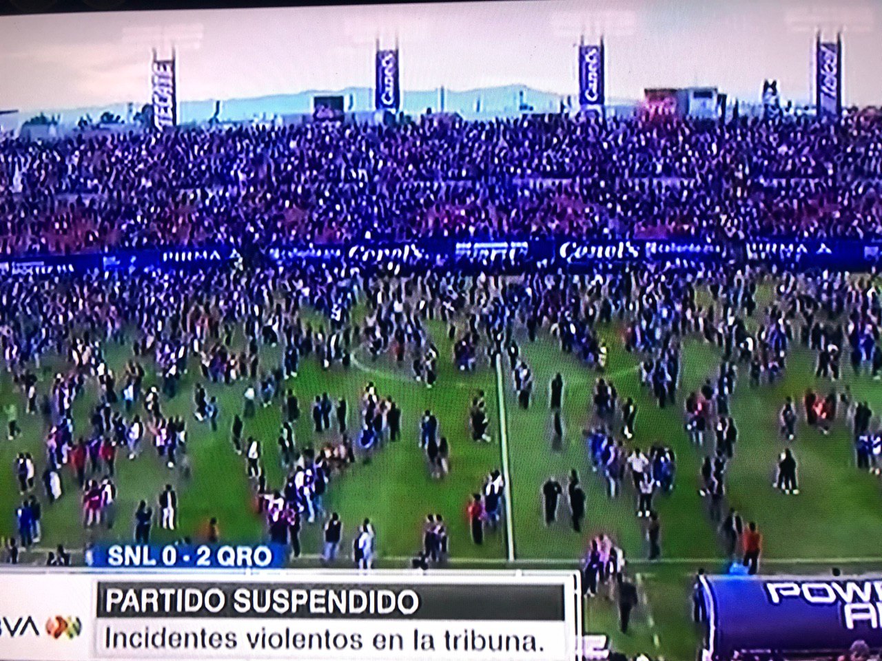  Por violencia, suspenden partido Gallos – San Luis