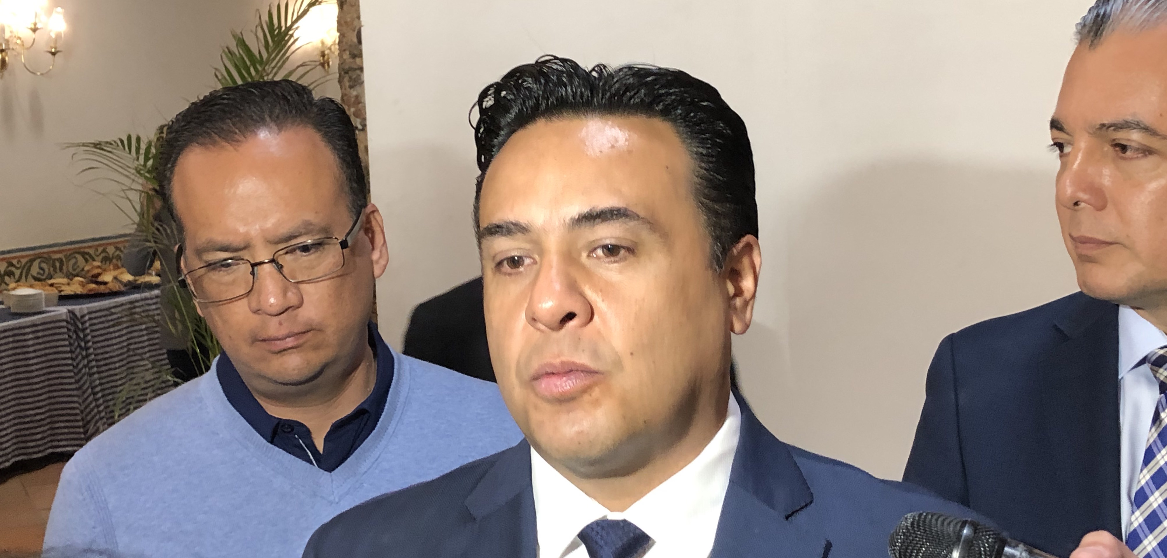  Luis Nava exige atención a alcaldes por parte de la Cámara de Diputados