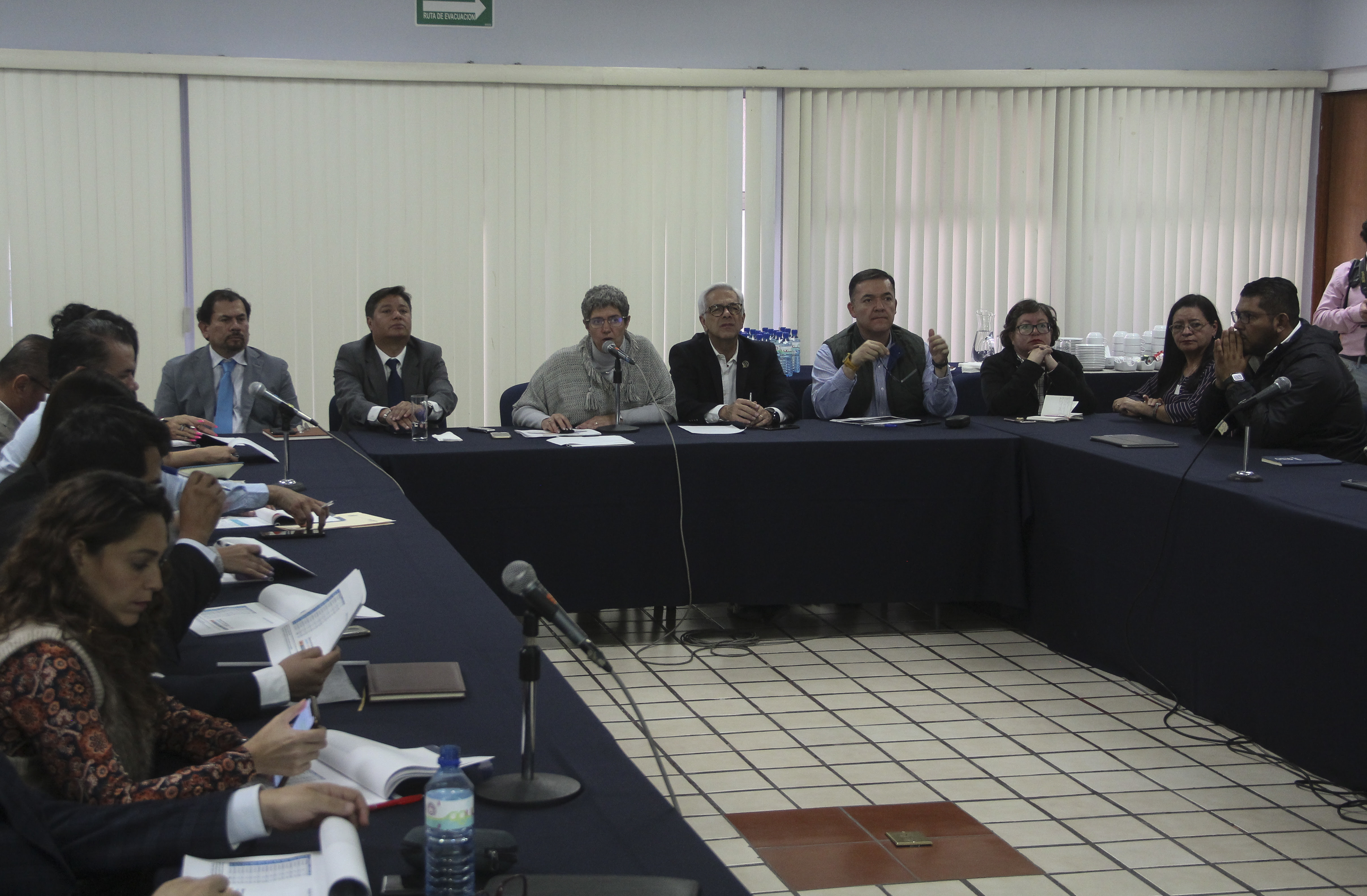  Autoridades de la UAQ se reúnen con diputados de la LIX Legislatura de Querétaro