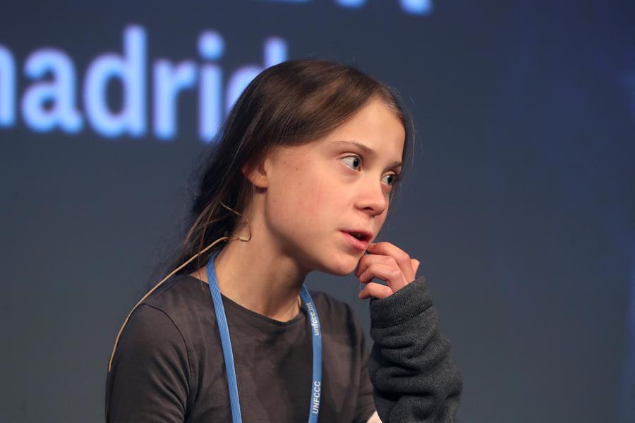  Llega Greta Thunberg por sorpresa a cumbre climática en Madrid