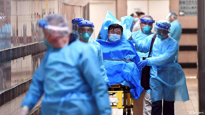  Hong Kong declara emergencia por brote de coronavirus