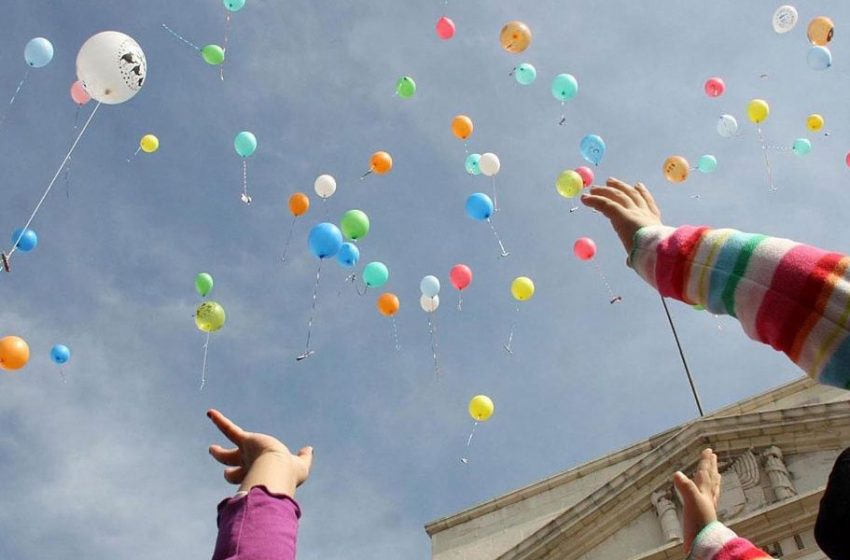  Uso de globos en Día de Reyes abre debate sobre la contaminación en México