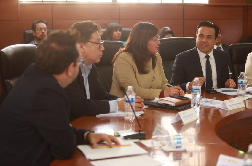  Querétaro avanza en agenda de salud: Luis Nava