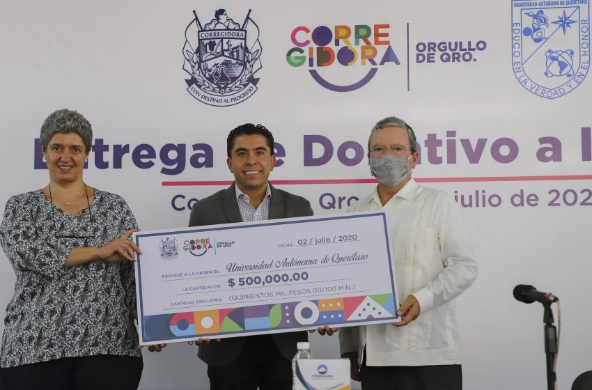  Corregidora dona 500 mil pesos para preservar biblioteca personal de Hugo Gutiérrez Vega