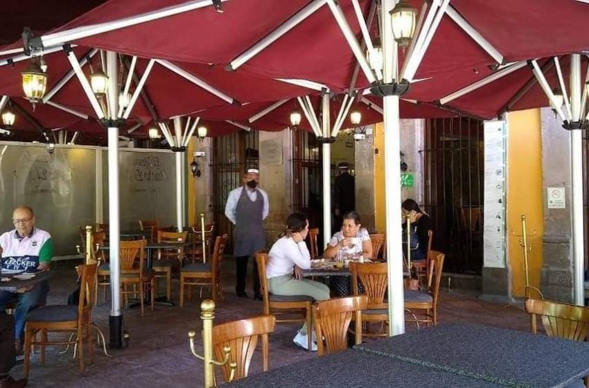  Restauranteros esperan 50% menos de derrama económica por fiestas patrias