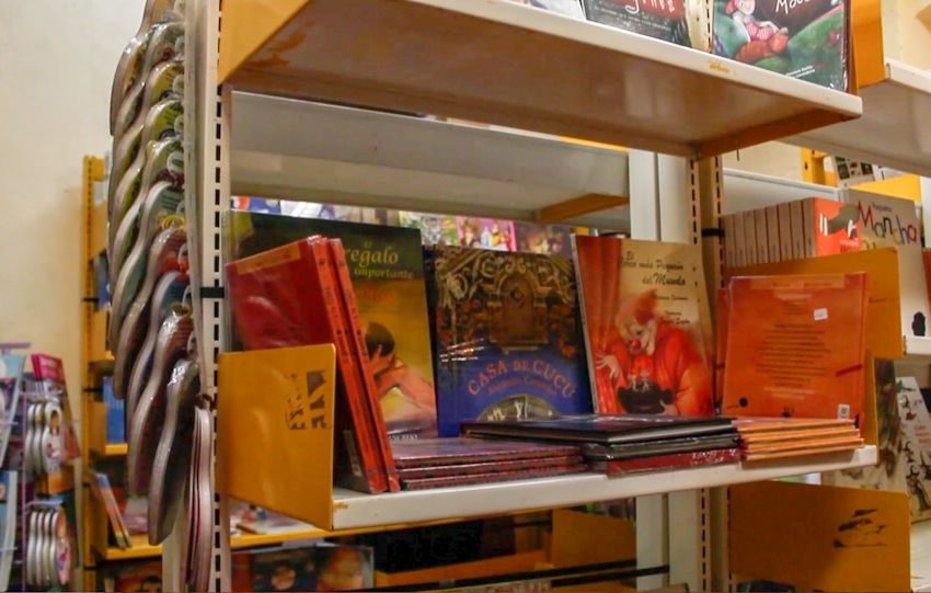 Tras casi siete meses de inactividad, reabren Librería Cultural del Centro
