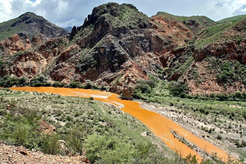  Agua del Río Sonora está contaminada con metales pesados, reconoce Cofepris