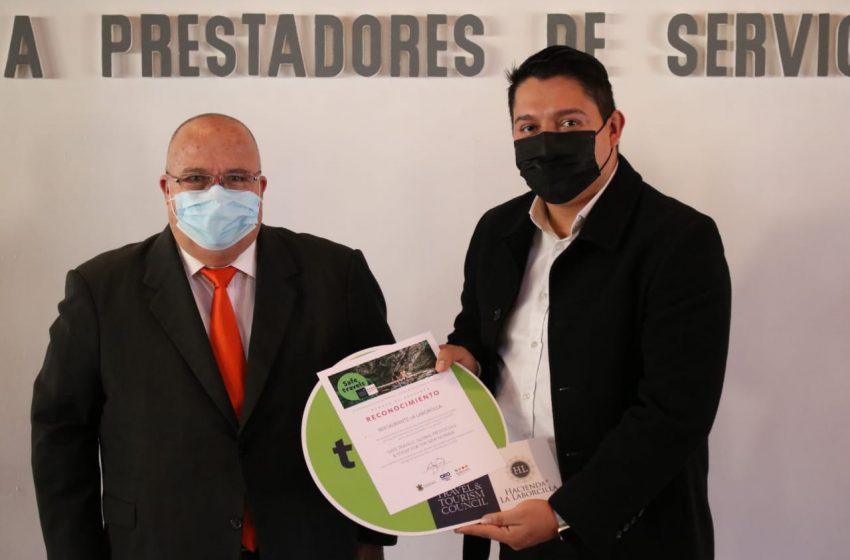  Jalpan, Amealco y ocho prestadores de servicio reciben sello internacional “Safe Travels”