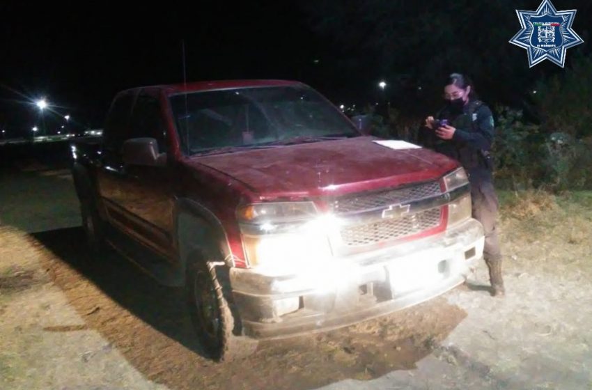  Policías de El Marqués recuperan vehículo robado