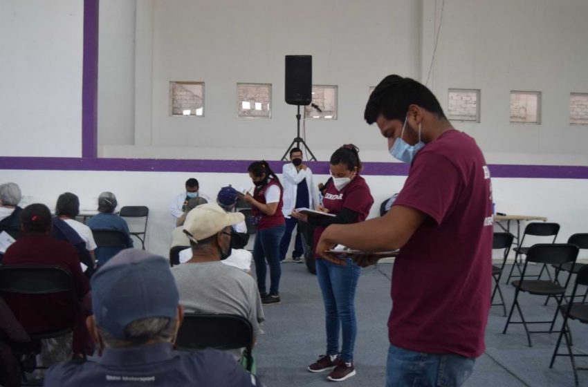  En Tequisquiapan, 8 mil adultos mayores fueron vacunados contra COVID-19