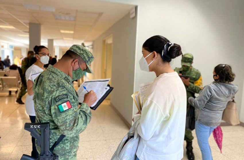  Concluye vacunación contra COVID-19 al personal de salud de Querétaro