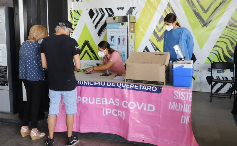  Van 44 casos asintomáticos de COVID-19 identificados en pruebas PCR de plazas y mercados