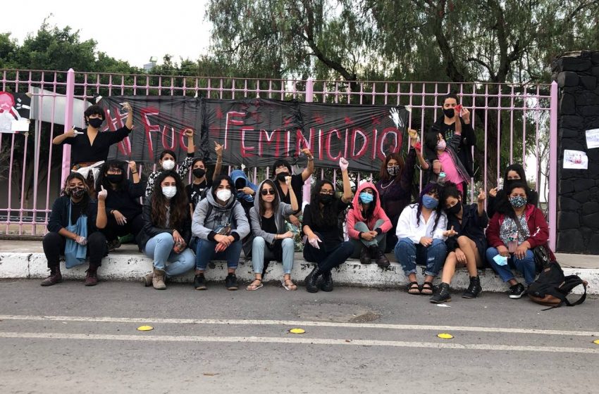  “No nos sentimos seguras”, vecinas de la colonia Peñuelas protestan por reciente feminicidio