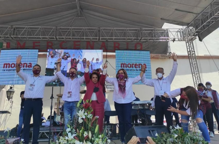  Cierra campaña Celia Maya en Plaza de Armas y reitera compromiso de cambiar Querétaro