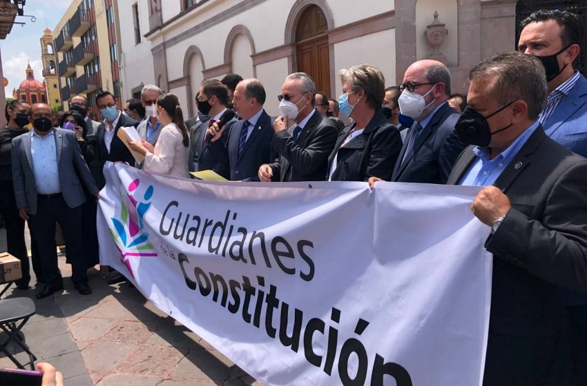  Coparmex crea iniciativa para “defender la constitución”
