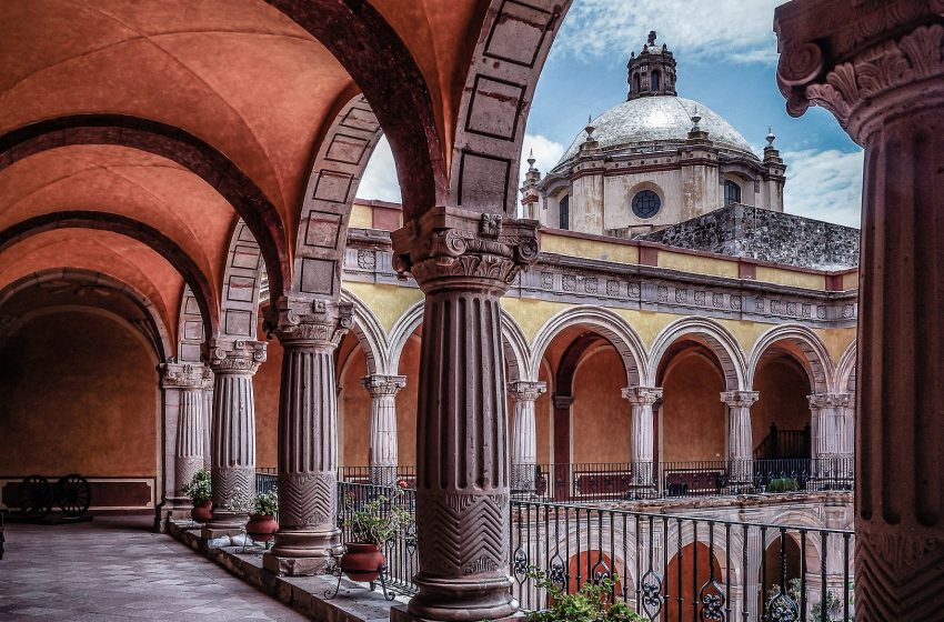  Con presentación de libro sobre Querétaro, concluye Foro Iberoamericano sobre Patrimonio Cultural