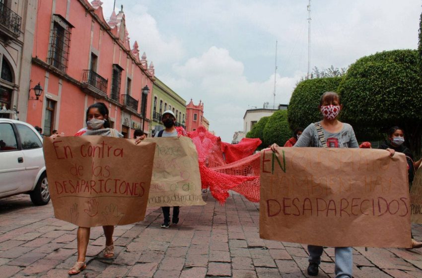  “Sangre de mi sangre”: a través del tejido protestan contra feminicidios y desapariciones