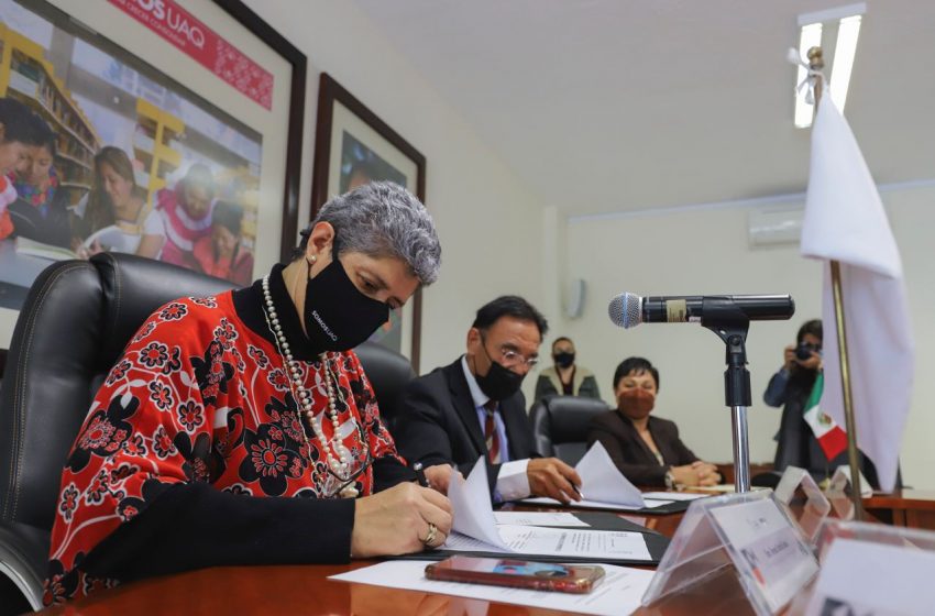  Firma UAQ convenio con la Comisión de Arbitraje Médico