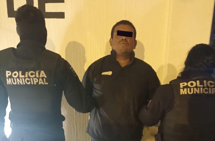  Policías de Pedro Escobedo detienen a hombre por robo a comercio