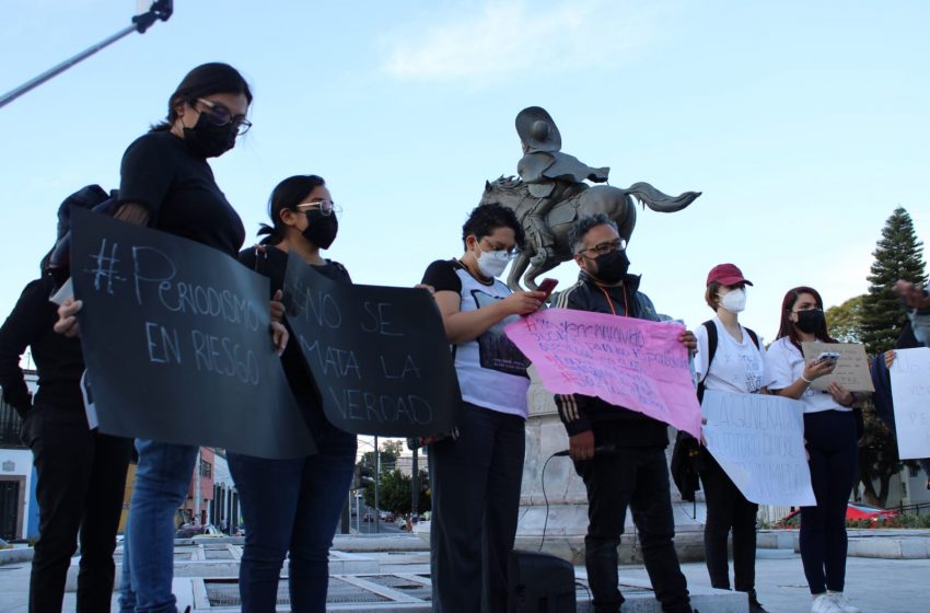 Periodistas de Querétaro protestan por asesinato de Lourdes Maldonado en Tijuana