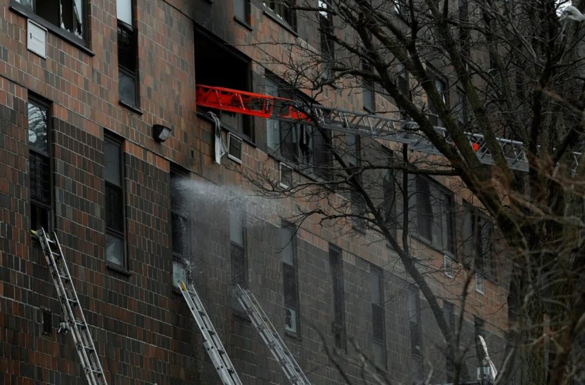  Incendio en edificio del Bronx deja 19 muertos