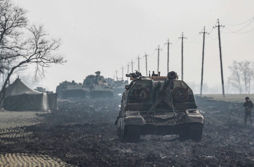  Ejército ruso se retira de Kyiv, pero batallas continúan
