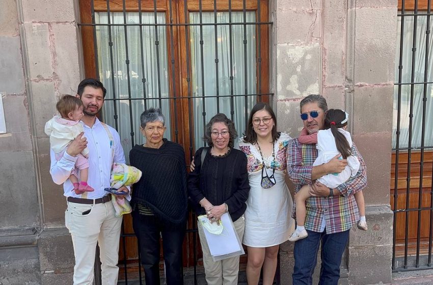  Por primera vez en la historia, registro civil de Querétaro registra a una niña con dos apellidos maternos