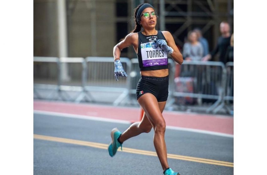  Corredora queretana Daniela Torres participa en Medio Maratón de Nueva York