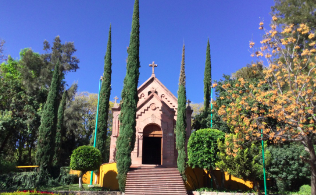  Capilla del Cerro de las Campanas celebrará su aniversario