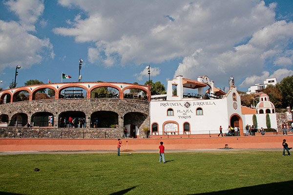  Anuncia Pollo Torres Landa carteles de lujo para la Plaza de Toros Juriquilla