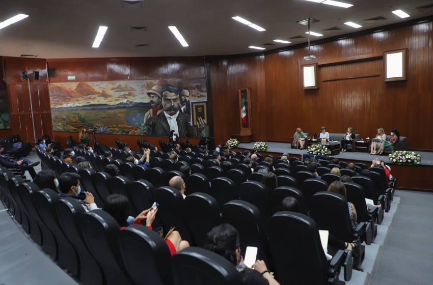  Realiza la UAQ, Conversatorio “Diálogo entre Juzgadoras. Mujeres, derechos e impartición de justicia”