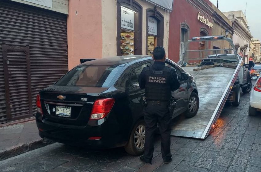  Recuperan auto en Centro Histórico de Querétaro