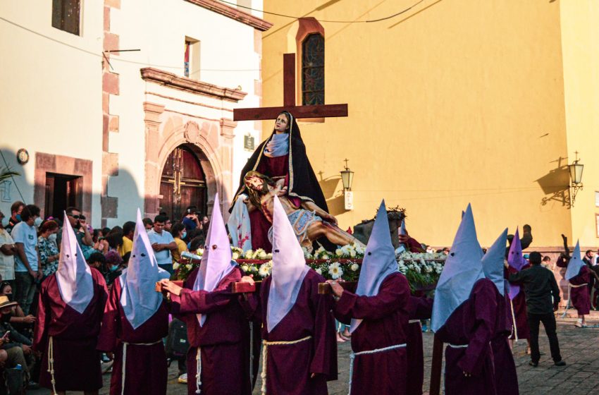  Así se vivió la Procesión del Silencio que se realizó en el Templo de la Cruz