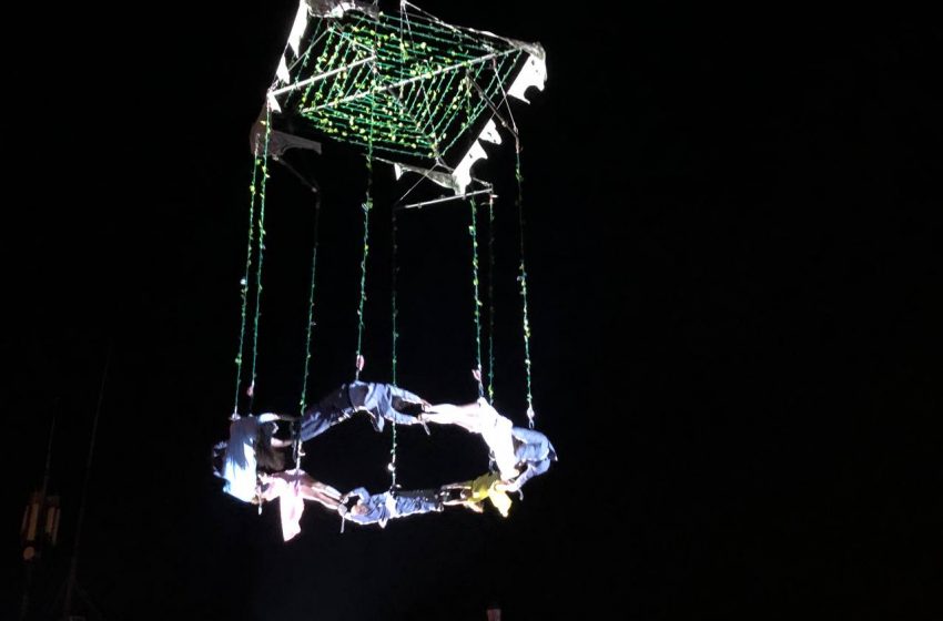 Con espectáculo de altura, inauguran Festival Querétaro Experimental en Plaza Fundadores